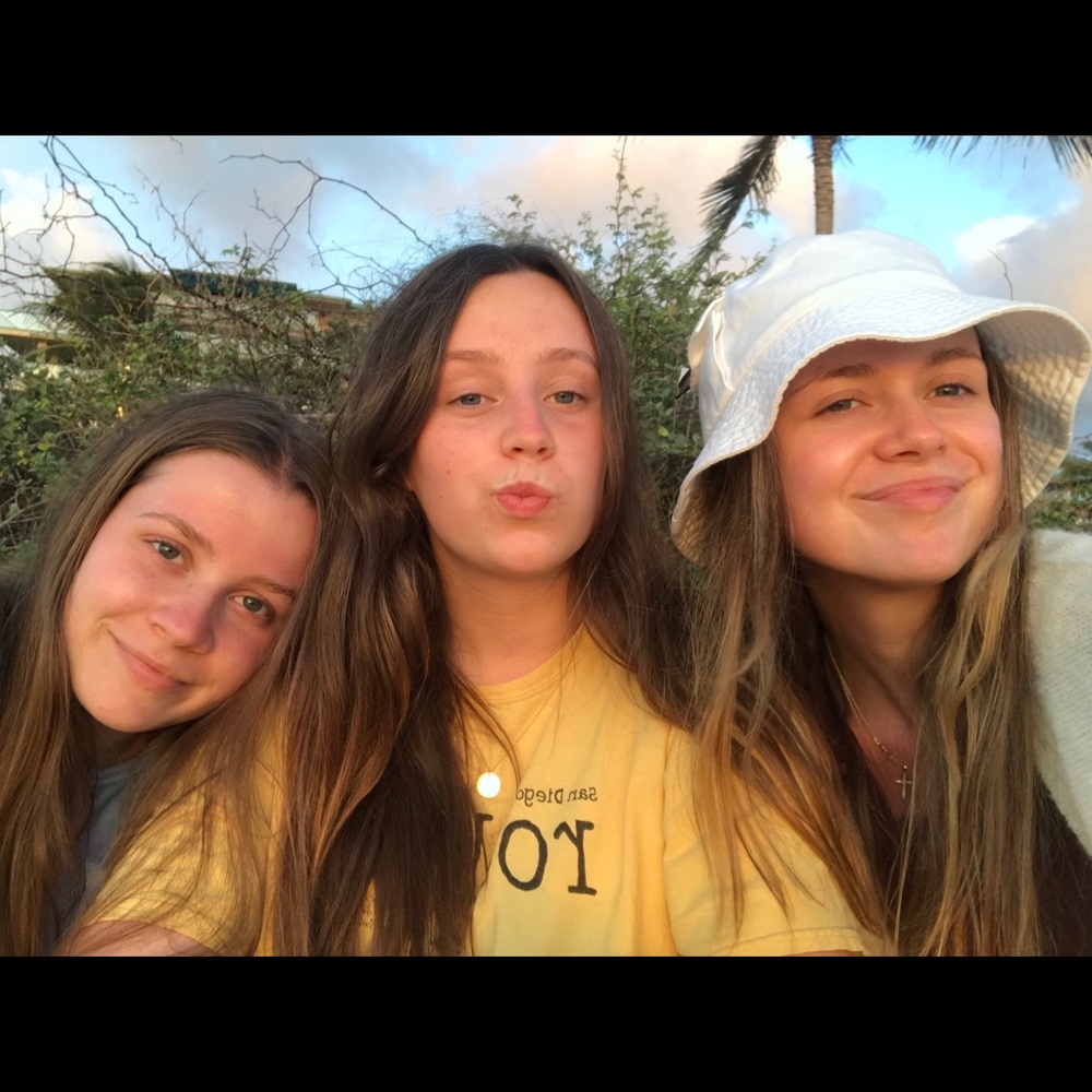 Meet your Posher, Alivia